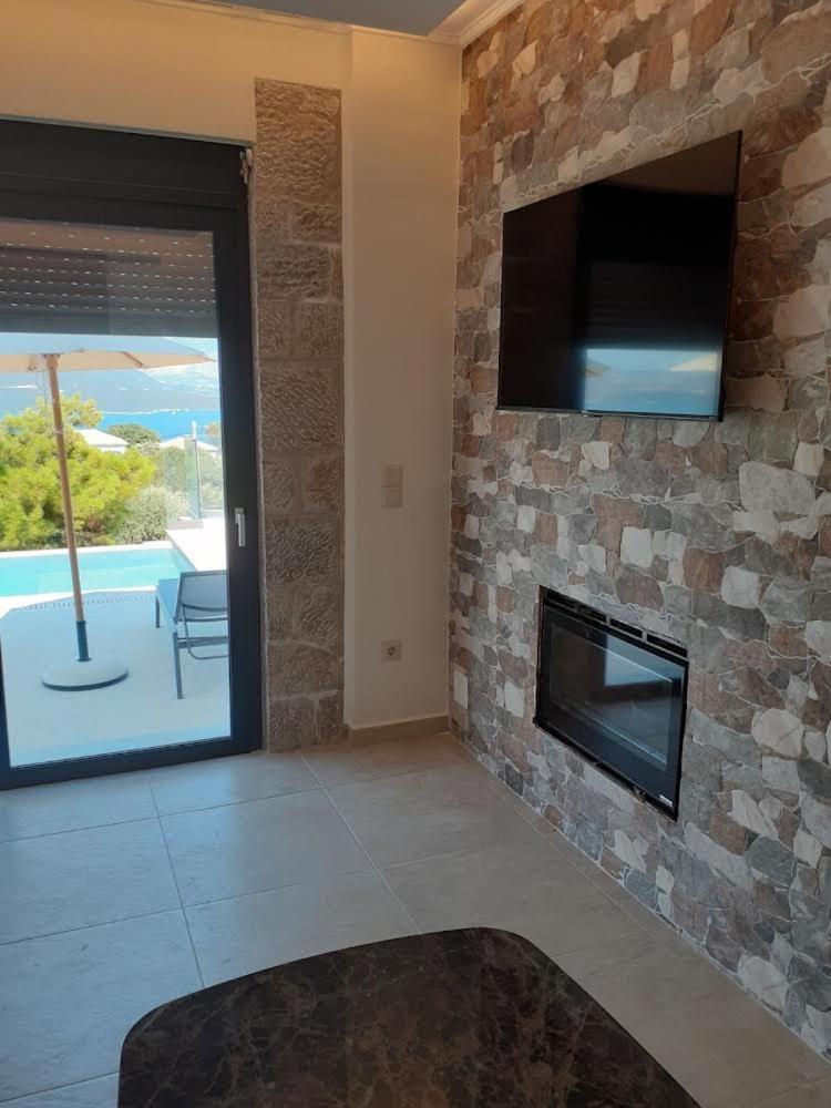 Ionian Stone Luxury Villa Никиана Экстерьер фото