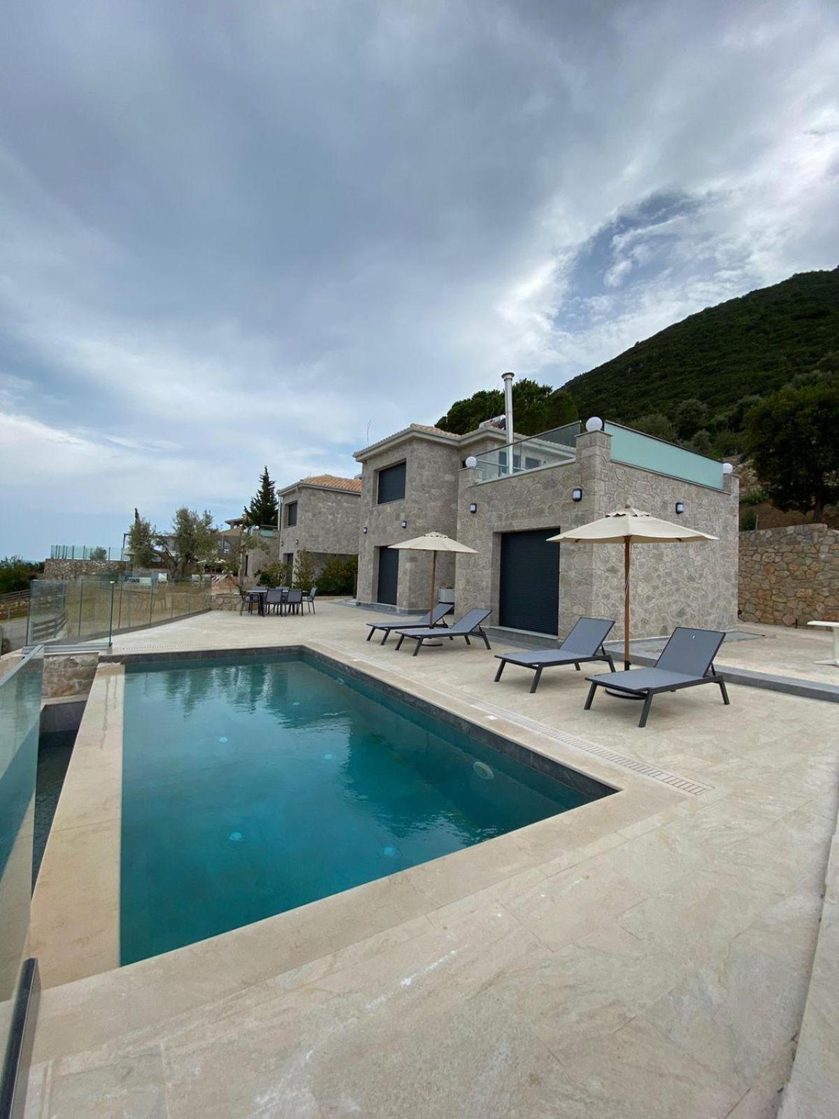 Ionian Stone Luxury Villa Никиана Экстерьер фото